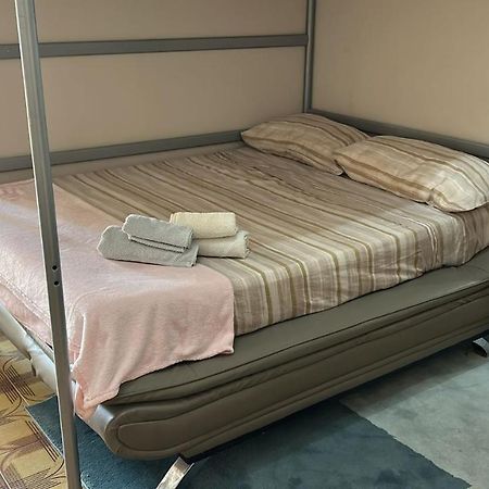 Appartamento Casa Adele Torvaianica Esterno foto